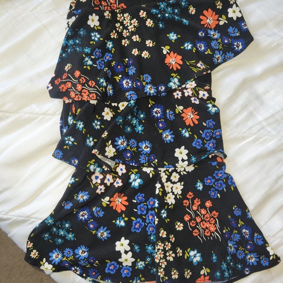 Plus & Tall Floral Calvin Klein Long Bell Sleeve Dress - Picture 3 of 3